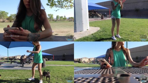 Clarissa_-_Clarissas_Sideboob_in_the_Park.jpeg